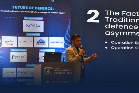 Indrajaal CEO Kiran Raju speaking at the Indian Defence Conclave 2025